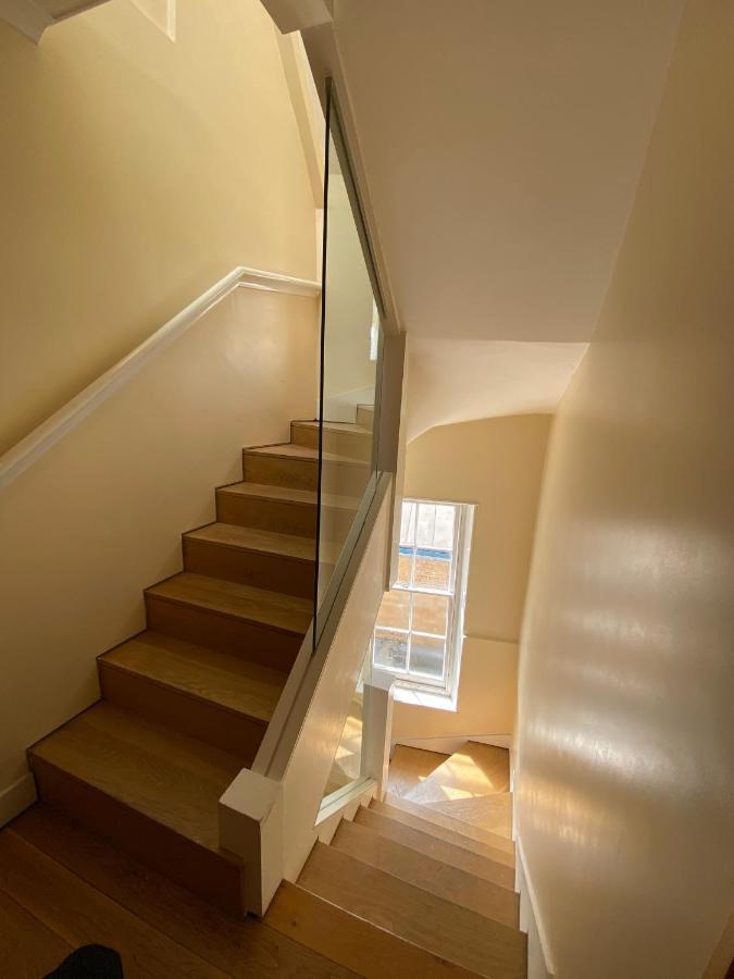 Seven Dials Studio London Luaran gambar
